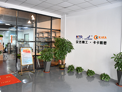 走进工厂